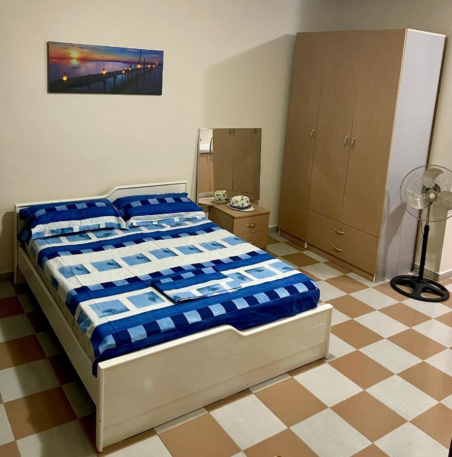 Lovely Studio Apartment Beachfront Durrës Exterior foto